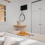 Naxos Aethereal View Aparthotel 4*