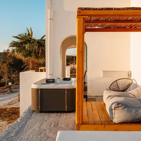 Naxos Aethereal View 아파트호텔 4*