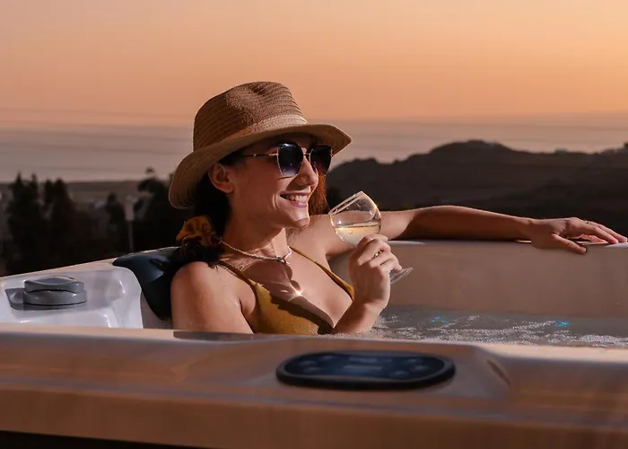 Naxos Aethereal View Lägenhetshotell 4*